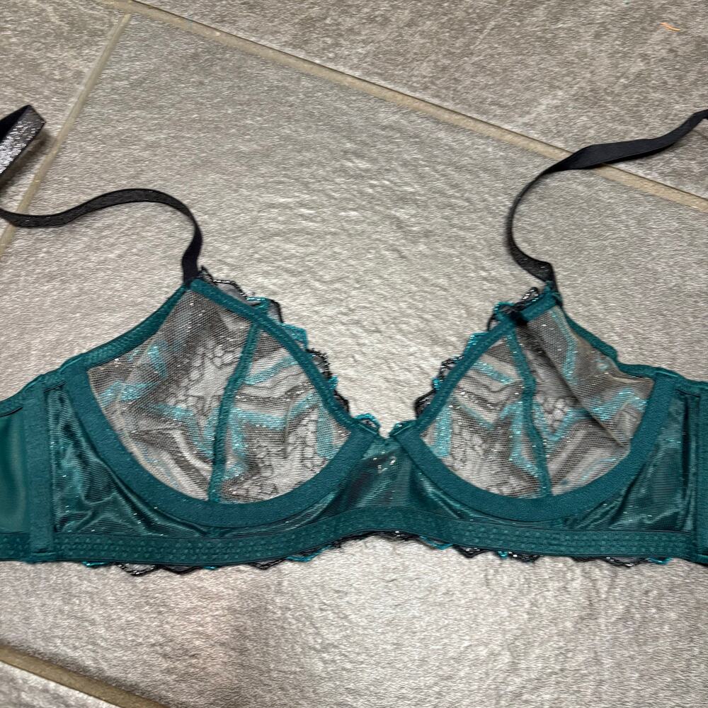 Savage X Fenty Shining Star Embroidered Unlined Demi Bra Wildflower Blue 32B - Picture 10 of 10